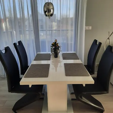 Apartment 13 Diamond