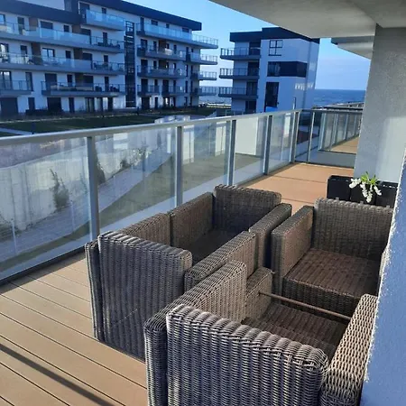 Apartment 13 Diamond *